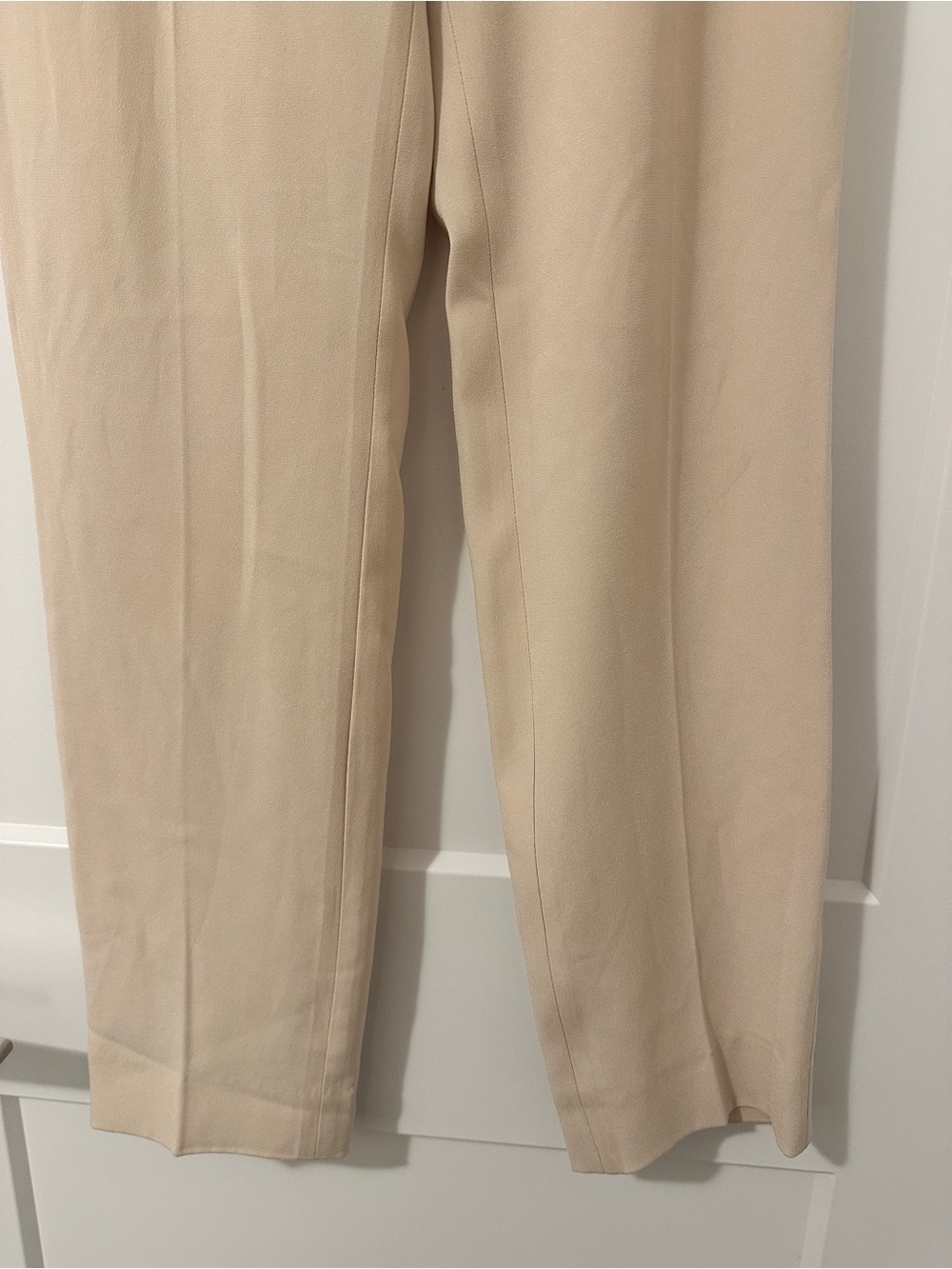 Babaton Aritzia Beige Conan Pant Trousers Size 6 Women’s - Picture 2 of 11